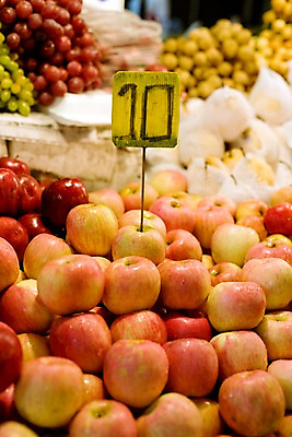 포토 JPG 식물 해외기획촬영 해외 나라 아시아 음식 외국문화 해외여행 여행 기획촬영 2009년태국 과일 태국 포도 태국문화 사람없음 아웃포커스 동남아시아 배 시장 사과 가격 가격표 마트 과일가게 지명 국내포토 동양문화 문화 촬영기법 상점 파일형식