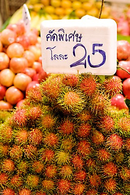 포토 JPG 식물 해외기획촬영 해외 열매 나라 아시아 음식 외국문화 해외여행 여행 기획촬영 2009년태국 과일 태국 태국문화 사람없음 숫자 쌓기 동남아시아 시장 가격 열대과일 가격표 마트 과일가게 람부탄 지명 국내포토 문자 동양문화 문화 모션 상점 파일형식