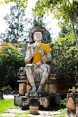 포토 JPG 주간 나무 식물 해외기획촬영 해외 공원 나라 아시아 종교 외국문화 해외여행 여행 기획촬영 2009년태국 불교 종교용품 태국 태국문화 국립공원 사람없음 야외 관광지 조형물 동남아시아 불상 불교용품 석상 무왕보란 좌불 지명 국내포토 자연요소 동양문화 공공시설 문화 미술 방콕 파일형식