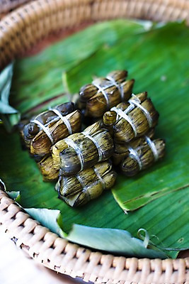 포토 JPG 해외기획촬영 해외 나라 아시아 음식 외국문화 해외여행 여행 기획촬영 2009년태국 태국 태국문화 요리 근접촬영 사람없음 아웃포커스 바구니 동남아시아 쌈 바나나잎 태국음식 지명 국내포토 동양문화 문화 뷰포인트 잎 촬영기법 동양음식 파일형식