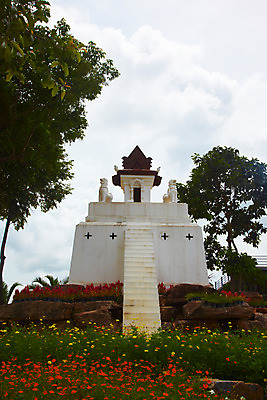 포토 JPG 주간 나무 식물 구름 해외기획촬영 해외 시설물 건축물 건축 꽃 나라 아시아 외국문화 해외여행 여행 기획촬영 2009년태국 꽃밭 해외건축 파타야 태국 하늘 태국문화 사람없음 야외 조형물 농장 정원 동남아시아 농녹빌리지 지명 국내포토 자연요소 동양문화 공원 문화 농업 미술 파일형식