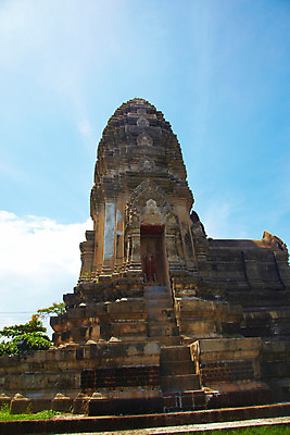 포토 JPG 주간 식물 구름 해외기획촬영 해외 시설물 건축물 공원 건축 나라 아시아 외국문화 해외여행 여행 기획촬영 2009년태국 고건축 해외건축 태국 하늘 태국문화 국립공원 사람없음 야외 관광지 조형물 계단 탑 동남아시아 석탑 방콕 무왕보란 돌계단 지명 국내포토 자연요소 동양문화 공공시설 문화 미술 돌 바위 파일형식