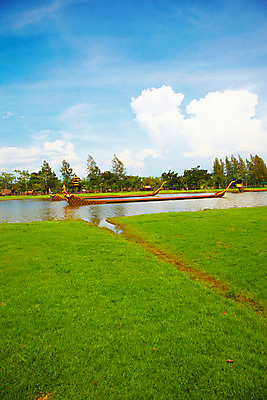포토 JPG 주간 나무 식물 구름 해외기획촬영 해외 건축물 공원 나라 아시아 교통수단 외국문화 해외여행 여행 기획촬영 2009년태국 수상교통 태국 하늘 태국문화 국립공원 풍경 잔디 사람없음 야외 건물 관광지 강 동남아시아 방콕 무왕보란 선박 지명 국내포토 자연요소 동양문화 공공시설 건축 문화 교통 파일형식