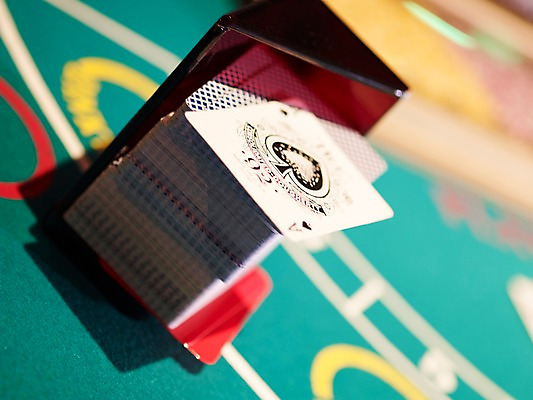 포토 JPG 생활용품 놀이 레저 실내 근접촬영 사람없음 가로 놀이용품 게임 트럼프 포커칩 도박 카지노 바카라 국내포토 놀이칩 뷰포인트 내부 오브젝트 포커 파일형식