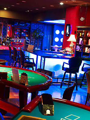 포토 JPG 생활용품 놀이 레저 조명 실내 사람없음 세로 게임 카지노 레저오락 국내포토 내부 도박 오브젝트 파일형식