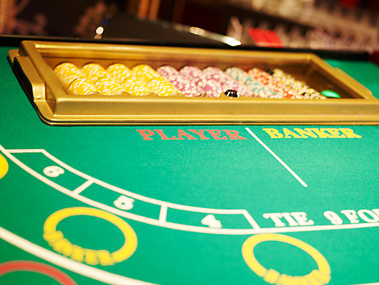 포토 JPG 놀이 레저 실내 근접촬영 사람없음 가로 게임 포커칩 도박 카지노 바카라 국내포토 놀이칩 뷰포인트 내부 놀이용품 포커 파일형식