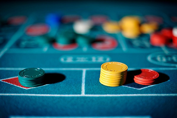 포토 JPG 생활용품 놀이 레저 실내 근접촬영 사람없음 가로 놀이용품 게임 포커칩 도박 카지노 룰렛 룰렛테이블 국내포토 놀이칩 뷰포인트 내부 오브젝트 포커 파일형식