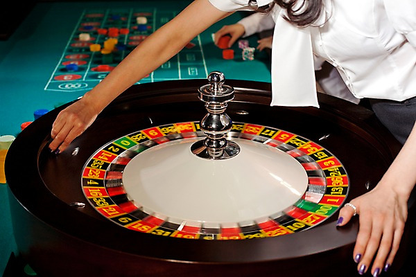 포토 JPG 생활용품 놀이 레저 실내 가로 놀이용품 게임 포커칩 도박 고객 카지노 룰렛 룰렛테이블 국내포토 놀이칩 내부 오브젝트 포커 파일형식