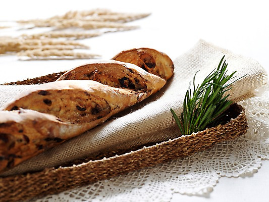 포토 JPG 음식 빵 나뭇잎 디저트 쟁반 실내 사람없음 가로 바구니 바게트 천 제빵 곡물바게트 국내포토 잎 내부 제과제빵 직물 곡물빵 파일형식