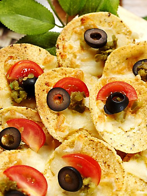 포토 JPG 음식 잎 방울토마토 나뭇잎 실내 근접촬영 사람없음 세로 안주 올리브 나쵸 국내포토 식물 열매 뷰포인트 토마토 디저트 내부 파일형식