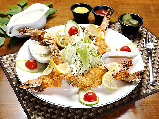 포토 JPG 그릇 접시 음식 포크 잎 방울토마토 나뭇잎 오이 실내 사람없음 가로 샐러드 튀김 수프 레몬 안주 피클 종지 새우튀김 왕새우튀김 일본음식 국내포토 식물 식기 토마토 채소 과일 새우 내부 절임 파일형식