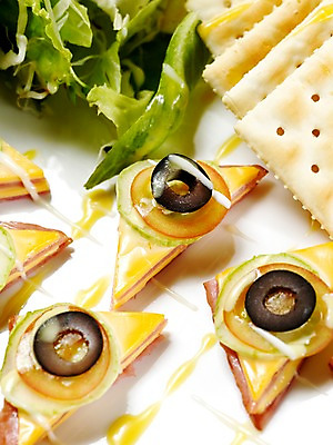 포토 JPG 음식 방울토마토 오이 치즈 실내 근접촬영 사람없음 세로 과자 샐러드 카나페 안주 올리브 국내포토 열매 뷰포인트 토마토 채소 디저트 유제품 서양음식 내부 파일형식