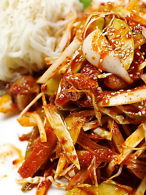 포토 JPG 음식 실내 근접촬영 사람없음 세로 안주 골뱅이무침 골뱅이소면 국내포토 뷰포인트 내부 무침 소면 파일형식