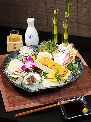 포토 JPG 그릇 접시 꽃 아시아 음식 외국문화 단풍 술잔 젓가락 술병 조개 잔 국화 실내 파슬리 요리 사람없음 장식 얼음 해조류 해산물 대나무 간장 종지 문어 호접란 전복 사케 개불 나무발 멍게 모듬 성게알 일본음식 국내포토 자연요소 나무 식물 식기 나라 문화 잎 채소 병_용기 어패류 연체동물 주류 수저 내부 알 바다동물 수중동물 양념 해양식물 해물 파일형식