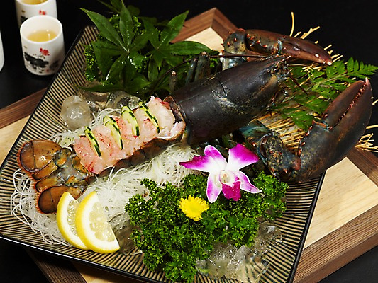 포토 JPG 그릇 접시 꽃 음식 단풍 술잔 잔 국화 실내 파슬리 요리 사람없음 장식 해물요리 바닷가재 레몬 해산물 호접란 사케 랍스터사시미 일본음식 국내포토 식물 식기 잎 채소 과일 주류 내부 가재 파일형식