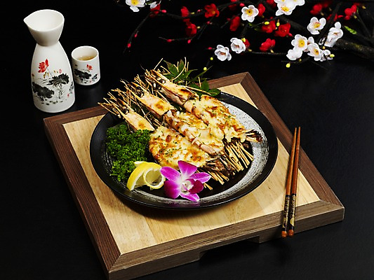 포토 JPG 그릇 접시 꽃 아시아 음식 외국문화 절지류 술잔 젓가락 술병 잔 새우 실내 파슬리 갑각류 요리 사람없음 장식 해물요리 벚꽃 레몬 대하 해산물 호접란 사케 홍매화 왕새우버터구이 일본음식 국내포토 식물 동물 식기 나라 문화 채소 과일 병_용기 주류 수저 내부 구이 매화 파일형식