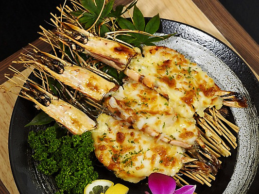 포토 JPG 그릇 접시 아시아 음식 외국문화 단풍 절지류 새우 실내 파슬리 갑각류 요리 사람없음 장식 해물요리 레몬 대하 해산물 호접란 싸리나무 왕새우버터구이 일본음식 국내포토 나무 동물 식기 꽃 나라 문화 잎 채소 과일 내부 구이 파일형식