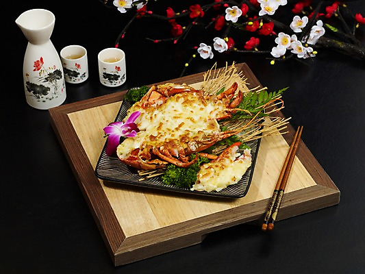 포토 JPG 그릇 접시 꽃 음식 술잔 젓가락 술병 잔 실내 요리 사람없음 장식 해물요리 벚꽃 바닷가재 대하 해산물 호접란 사케 홍매화 랍스터버터구이 싸리나무 일본음식 국내포토 나무 식물 식기 병_용기 새우 주류 수저 내부 가재 구이 매화 파일형식