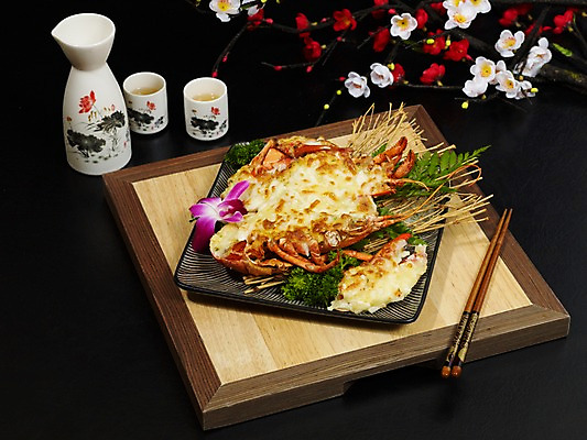 포토 JPG 그릇 접시 꽃 음식 술잔 젓가락 술병 잔 실내 요리 사람없음 장식 해물요리 벚꽃 바닷가재 대하 해산물 호접란 사케 홍매화 랍스터버터구이 싸리나무 일본음식 국내포토 나무 식물 식기 병_용기 새우 주류 수저 내부 가재 구이 매화 파일형식