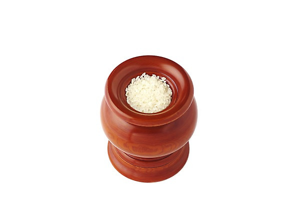 포토 JPG 스튜디오촬영 한국문화 한국전통 음식 한국 실내 누끼 사람없음 쌀 상차림 제사 전통의례 제기_제사 제사상 제사용품 향로_분향 국내포토 동양문화 전통 아시아 곡류 내부 오브젝트 파일형식