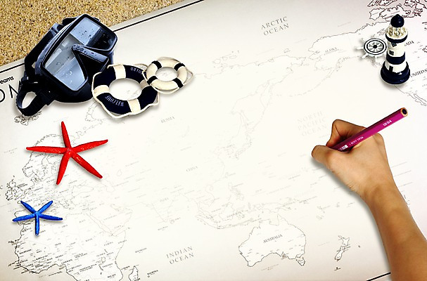 PSD 편집이미지 손 모래 여행 백그라운드 세계지도 지도 색연필 불가사리 등대 사람 신체부위 가로 세계 필기구 모형 기록 핸들 물안경 오브젝트 키_배핸들 튜브 이미지편집 문구용품 학용품 극피동물 수영용품 파일형식