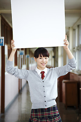 포토 JPG 학생 여학생 여자 교육 교복 창문 학교 청소년 고등학생 안내 실내 고등학교 한명 미소 웃음 사람 동양인 상반신 10대 치마 스쿨라이프 공백 한국인 복도 알림 카디건 체크스커트 여자만 여자한명만 십대만 십대여자만 십대여자한명만 국내포토 1 라이프스타일 옷 하의 표정 인종 내부 외투 파일형식