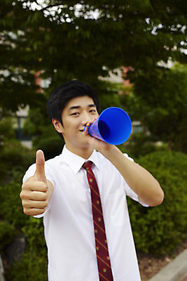 포토 JPG 나무 식물 학생 교육 남자 교복 남학생 학교 청소년 고등학생 안내 고등학교 한명 서기 사람 동양인 손짓 상반신 야외 10대 스쿨라이프 확성기 한국인 엄지손가락 최고 알림 교정 남자만 남자한명만 십대만 십대남자만 십대남자한명만 국내포토 1 라이프스타일 옷 손가락 모션 인종 파일형식