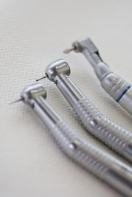 포토 JPG 실내 치과 사람없음 아웃포커스 의료용품 치과용품 핸드피스 국내포토 의료기기 촬영기법 병원 내부 파일형식