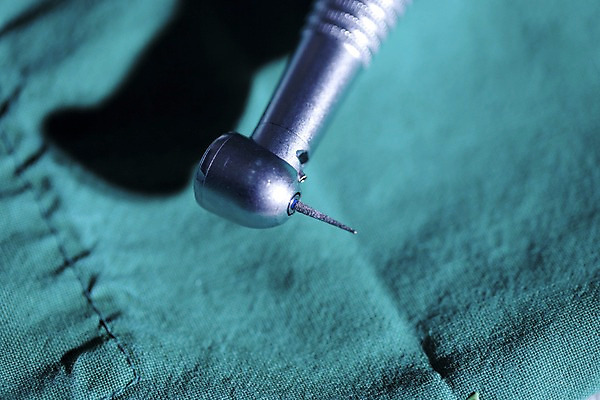 포토 JPG 실내 치과 그림자 근접촬영 사람없음 한개 의료용품 치과용품 핸드피스 국내포토 1 뷰포인트 의료기기 병원 내부 파일형식