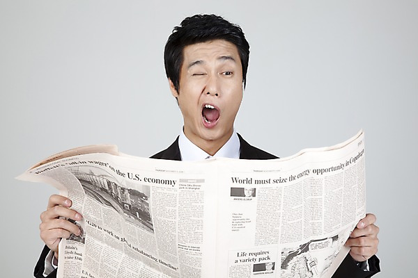 포토 JPG 스튜디오촬영 직업 라이프스타일 응시 남자 포즈 와이셔츠 비즈니스 넥타이 표정 한명 들기 사람 동양인 정장 상반신 20대 성인 라이프 비즈니스라이프 한국인 직장인 사무원 비즈니스맨 유머 신문 읽기 즐거움 코믹 남자만 남자한명만 성인남자만 청년만 청년남자만 청년남자한명만 성인한명만 성인남자한명만 성인만 국내포토 1 시선 잡화 옷 감정 셔츠 모션 실내 인종 청년 생활 간행물 뉴스 파일형식