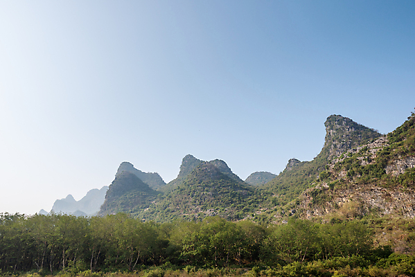 포토 JPG 해외이미지 산 풍경 뿌연 석회암 해외202008 해외포토 암석 파일형식