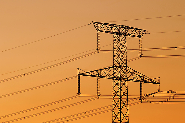 포토 JPG 해외이미지 구름 실루엣 산업 선 오렌지 하늘 사람없음 환경 탑 금속 힘 일몰 장비 에너지 황금 위험 큼 전염 철사 볼트 철탑 공학 세대 분배 전압 철강 공급 해외202008 해외포토 자연요소 건축물 교육 컨셉 과일 재질 촬영기법 노을 공구 질병 크기 감염 파일형식