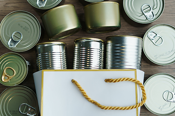 포토 JPG 해외이미지 잡화 음식 요리 사람없음 빛 쇼핑백 상점 금속 주방 식사 재활용 운전 그룹 당기기 캔 은색 상품 정상 주식 컨테이너 먹기 팩 패키지 수납 통조림 실린더 알루미늄 철강 컨베어밸트 많음 해외202008 해외포토 산업 컬러 컨셉 가방 모션 재질 금융 기계 화장품 친환경 파일형식