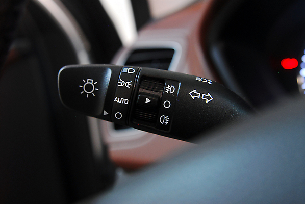 포토 JPG 해외이미지 아이콘 디자인 산업 조각 전구 부분 교통시설 자동차 열쇠 조명 손잡이 경고 안전 사람없음 빛 기계 수확 기구 램프 긴급 보호 플라스틱 심볼 묘사 경계 질감 복고 신호 스위치 계량기 잡종 계기판 자동 시리즈 해외202008 해외포토 육상교통 교통 컨셉 농업 재질 시설 파일형식