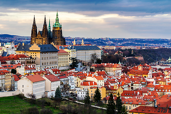 포토 JPG 해외이미지 교회 성자 지역 체코 타운 해외202008 해외포토 유럽 종교 종교건축 건물 도시 파일형식