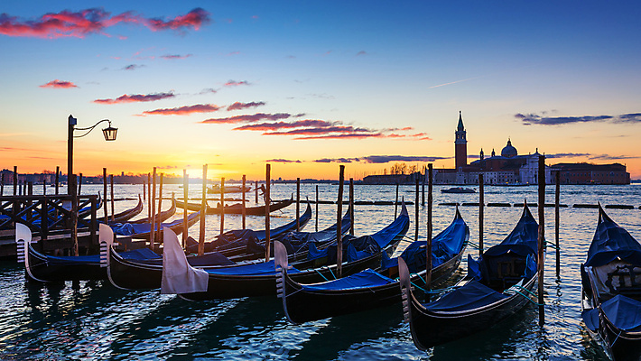 포토 JPG 해외이미지 함께함 곤돌라 운하 베네치아 반대 석호 해외202008 해외포토 컨셉 이탈리아 파일형식