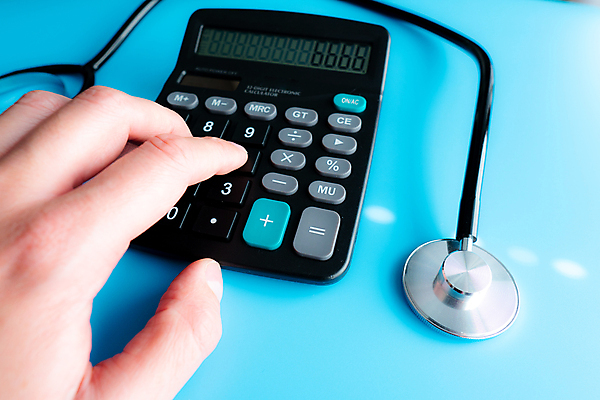 포토 JPG 해외이미지 직업 라이프스타일 돈 비즈니스 청진기 설계 주택 건강 병원 사람없음 금융 숫자 약 시험 저축 환자 계산기 의사 맥박 질병 분석 서식 결제 문제 이익 시트 회계 보험 계산서 예산 자취 적자 비용 해외202008 해외포토 문자 교육 컨셉 의학 의료기기 문구용품 건물 생활 경제 장비 의료진 재산 파일형식