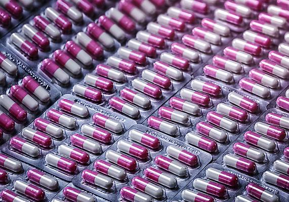 포토 JPG 해외이미지 산업 선 분홍색 백그라운드 패턴 포장 추상 건강 병원 사람없음 치료 글로벌 알약 약 흰색 시장 약국 질감 감염 법 팩 시스템 비타민 테라피 조제 반항 보충 돌봄 볼록 승인 약사 예산 정책 파스텔톤 항생제 해외202008 해외포토 컬러 컨셉 무늬 의학 모션 뷰티 화장품 만들기 영양소 파일형식