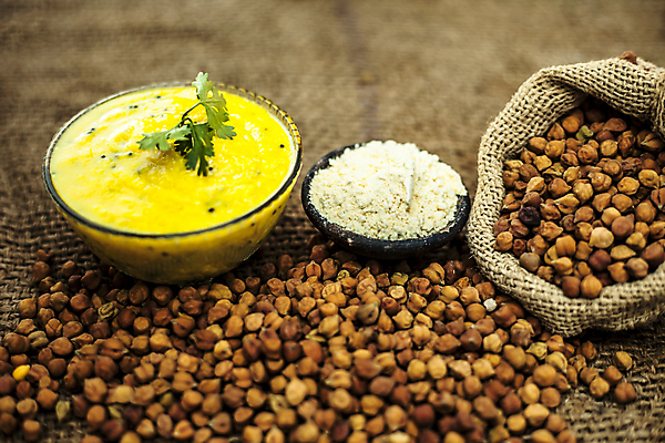 포토 JPG 해외이미지 그릇 접시 잎 공 고추 양파 거리 건강 요리 동양인 사람없음 빨간색 식사 저녁식사 튀김 흰색 사발 플랫 맛 인도인 매움 후추 카레 북쪽 점심식사 채식주의자 힌두교 비건 바삭바삭 해외202008 해외포토 외국인 식물 식기 종교 음식 컬러 컨셉 채소 인종 사기그릇 방향 향신료 채식 파일형식