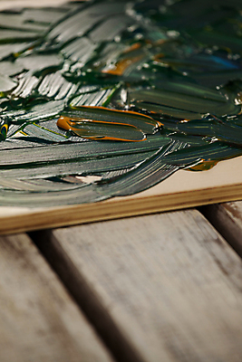 포토 JPG 해외이미지 탁자 사람없음 목재 초록색 미술도구 팔레트 해외202008 해외포토 나무 컬러 가구 재료 오브젝트 파일형식