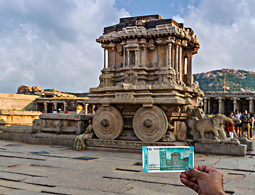 포토 JPG 해외이미지 돈 건축양식 쪽지 사찰 인도인 존재 특징 해외202008 해외포토 외국인 건축 종교건축 동양인 재산 파일형식