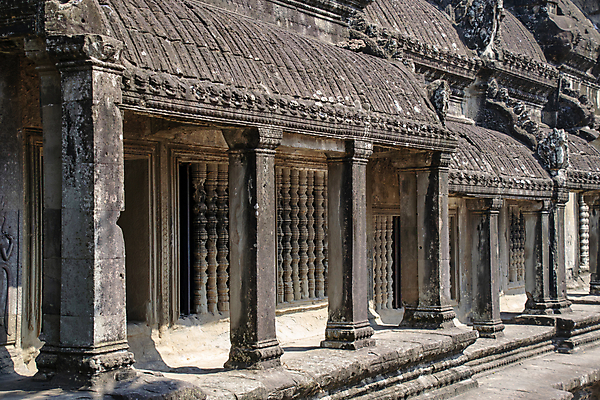 포토 JPG 해외이미지 주택 여행객 속도 폐허 대문 A 세기 숭배 오늘 해외202008 해외포토 알파벳 모션 사람 건물 문 파일형식