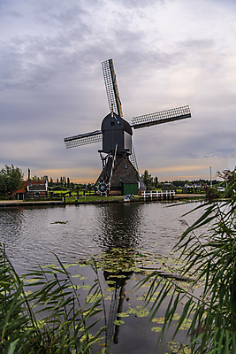 포토 JPG 해외이미지 물 반사 일몰 풍차 시간 운하 웅장함 해외202008 해외포토 자연요소 노을 파일형식