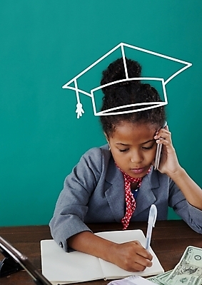 포토 JPG 해외이미지 여자 어린이라이프 어린이 학사모 한명 들기 상반신 스마트폰 사무실 기록 업무 비즈니스우먼 통화 직업체험 역할놀이 소녀한명만 해외202008 해외포토 모자_잡화 1 라이프스타일 비즈니스 졸업 모션 놀이 사람 핸드폰 스마트기기 작업 직장인 체험학습 여자한명만 소녀만 파일형식