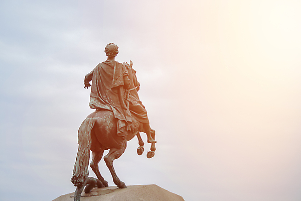 포토 JPG 해외이미지 1 함께함 빛 태양 조각상 역사 천연기념물 해외202008 해외포토 자연요소 컨셉 조형물 파일형식