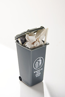 포토 JPG 스튜디오촬영 실내 빨대 사람없음 재활용 미니어처 쓰레기통 쓰레기 분리수거 자원 회복 국내포토 컨셉 내부 모형 친환경 파일형식