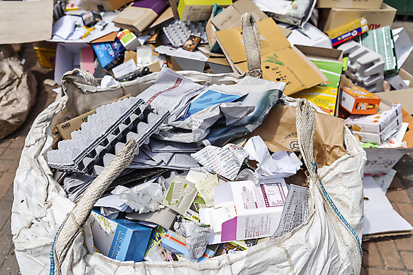 포토 JPG 주간 종이 사람없음 야외 재활용 쓰레기 분리수거 자원 계란판 회복 분리수거장 국내포토 자연요소 컨셉 친환경 쓰레기장 파일형식