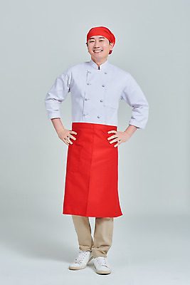 포토 JPG 스튜디오촬영 전신 남자 허리손 비즈니스 회색배경 실내 두건 한명 서기 미소 성인 앞모습 30대 식당 주방장 앞치마 한국인 상인 사회이슈 서비스 자영업 장사 매출 성인남자한명만 소상공인 국내포토 직업 1 뷰포인트 포즈 백그라운드 컨셉 모션 표정 사람 동양인 내부 장년 경제 상점 요리사 회색 상업 남자한명만 성인남자만 파일형식