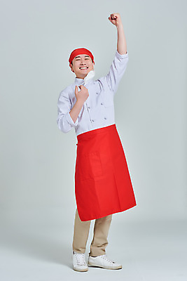 포토 JPG 스튜디오촬영 전신 남자 비즈니스 회색배경 실내 두건 마스크 한명 서기 미소 성인 앞모습 30대 식당 주방장 파이팅 앞치마 한국인 상인 사회이슈 서비스 자영업 장사 매출 성인남자한명만 소상공인 노마스크 국내포토 직업 1 뷰포인트 백그라운드 컨셉 모션 표정 사람 동양인 내부 장년 경제 상점 요리사 회색 상업 남자한명만 성인남자만 파일형식
