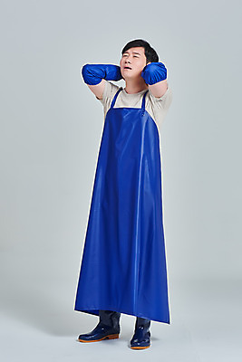 포토 JPG 스튜디오촬영 전신 남자 비즈니스 회색배경 실내 한명 서기 성인 앞모습 30대 앞치마 한국인 시장 좌절 상인 사회이슈 서비스 자영업 장사 매출 성인남자한명만 소상공인 국내포토 직업 1 감정 뷰포인트 백그라운드 컨셉 모션 사람 동양인 내부 장년 경제 회색 상업 남자한명만 성인남자만 파일형식